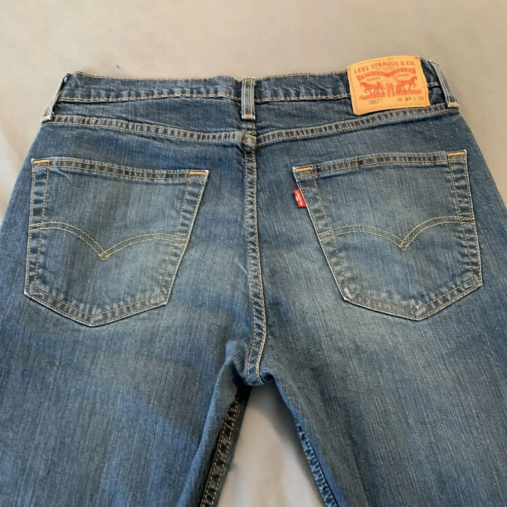 Levis 502 Jeans Mens Mid Rise 33x32 (35x30) Medium Blue Tapered‎ Stretch Denim
